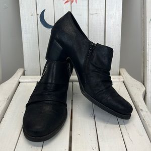 ⭐️Baretraps rosamund black heel shoes size 7.5